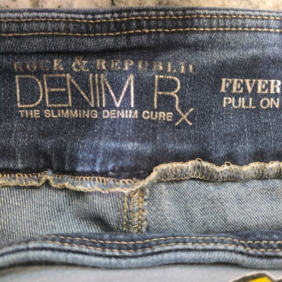 Rock & Republic Pull-On Cropped Jeans | Size 16 | Stretch Denim Blue Jeggings - Picture 2 of 15